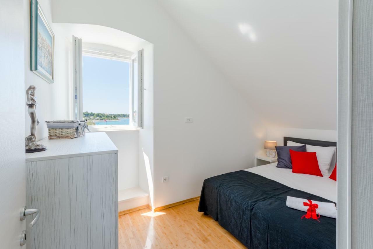 Apartment Barbara Супетар Екстер'єр фото
